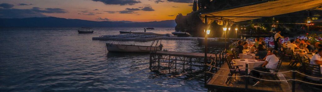 10 super awesome illustrations to be inspired by Listing Full Image XoOwSths 1024x293